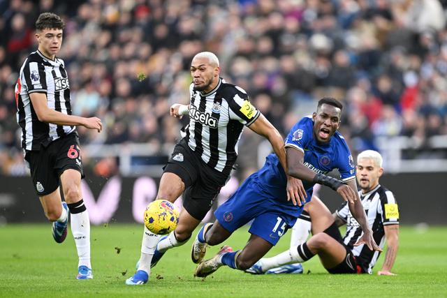 关于埃弗顿客场胜利,球队整体表现出色的信息 关于埃弗顿客场胜利,球队整体表现出色的信息