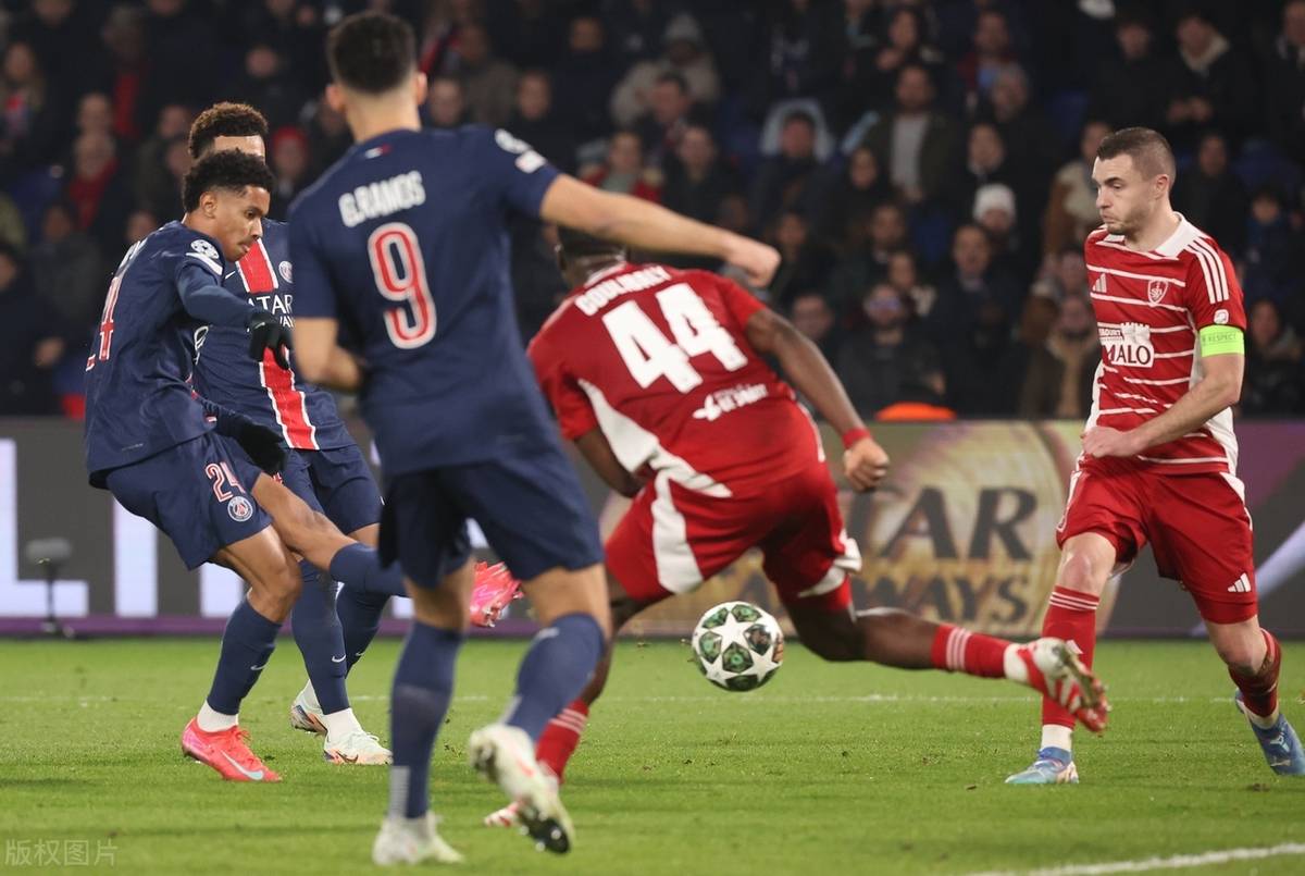 利物浦大胜，巴黎圣日耳曼无可奈何