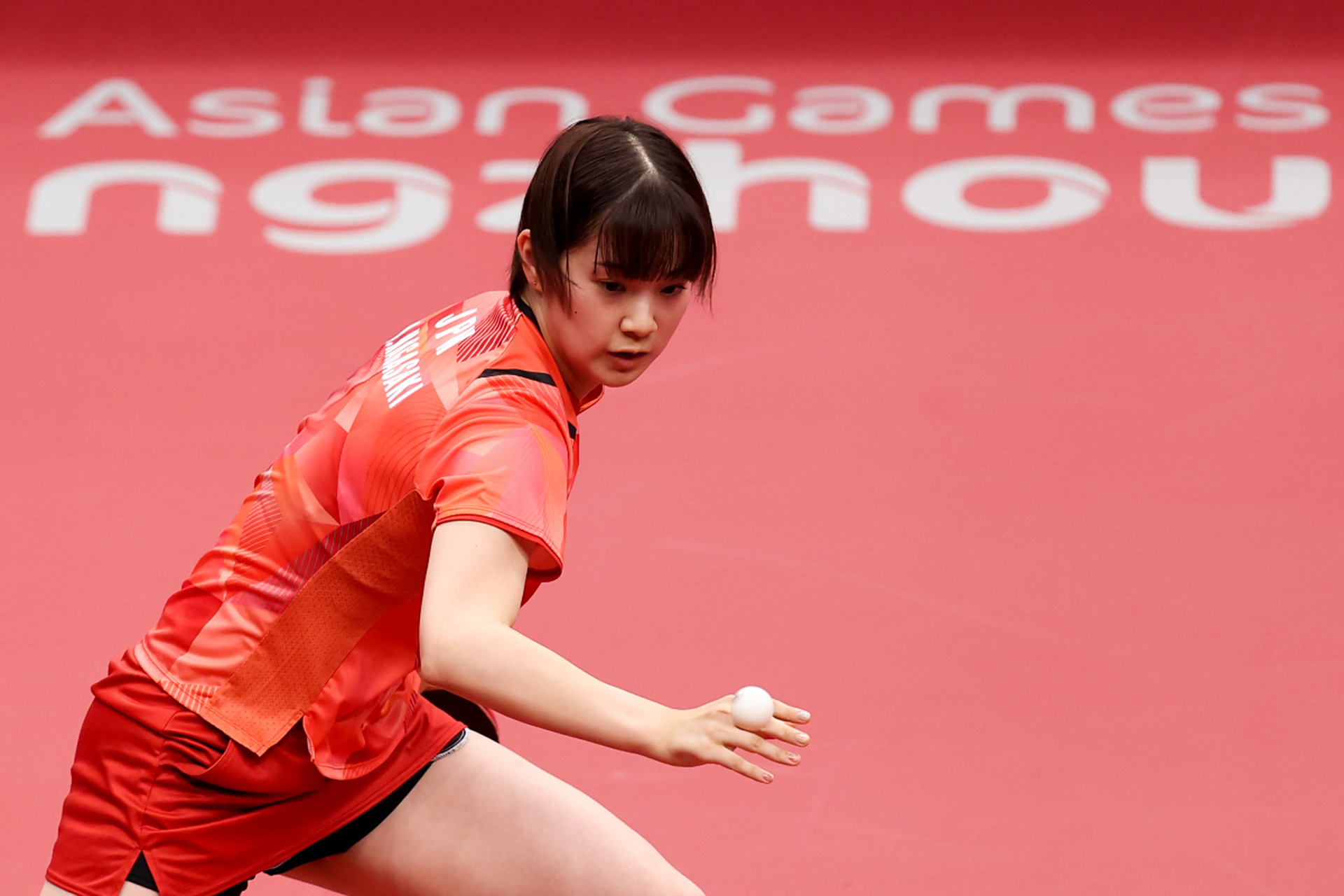 日本运动员勇夺金牌,完美收尾 日本运动员勇夺金牌,完美收尾