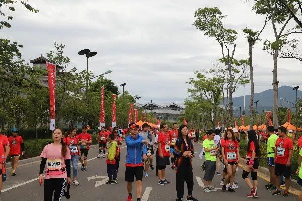 包含马来西亚代表团在篮球比赛中再次掀起高潮的词条 包含马来西亚代表团在篮球比赛中再次掀起高潮的词条