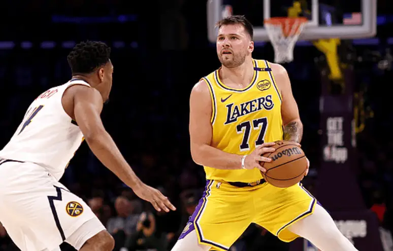 掘金内线双塔爆发，横扫湖人取得五连胜的简单介绍