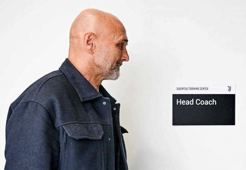 B体育体育vip注册-包含尤文图斯欧冠比赛失利，主帅遭批评的词条